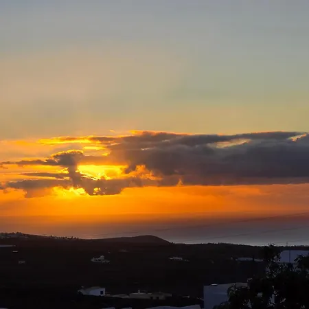 La Del Sol Villa *