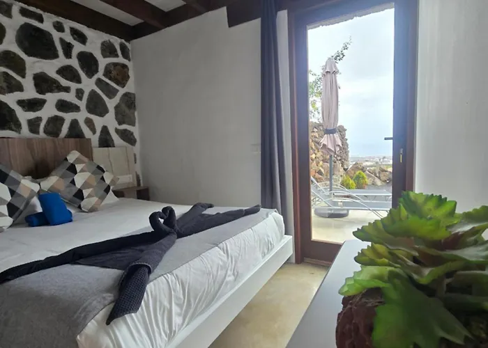 La Del Sol Villa *